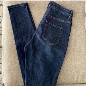 Fashion Nova Blue Denim Distressed Ripped Women’s Skinny Jeans✨